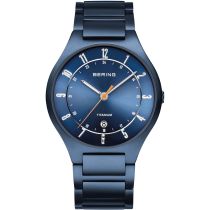 Bering 11739-797 Titanium Herrenuhr 39mm 5ATM